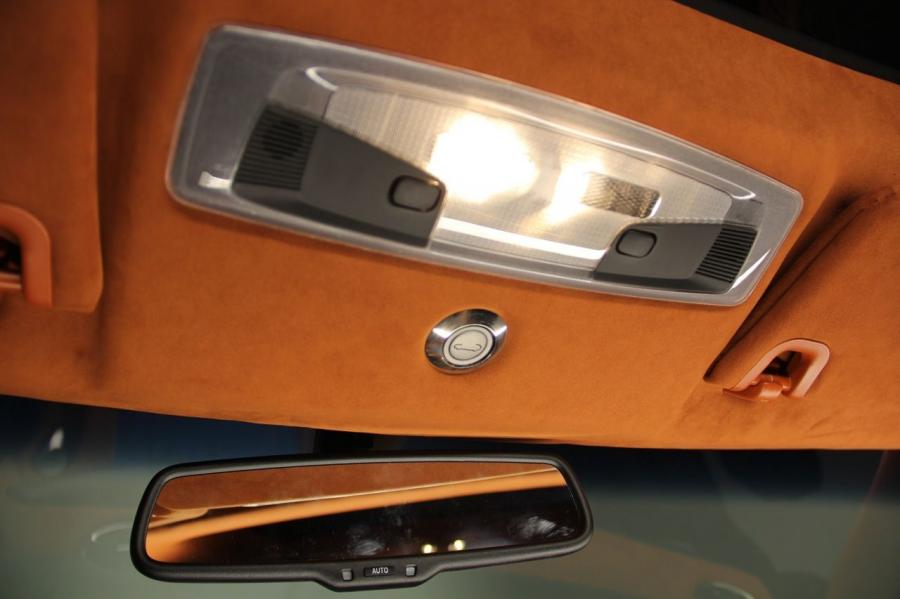 Детали интерьера Fisker Karma Surf Shooting Brake 2011 года  (фото 21 из 60)